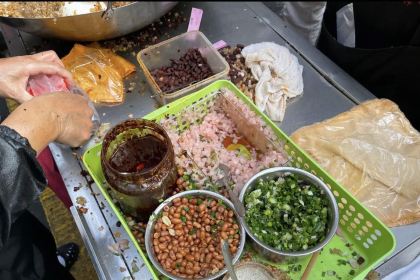 Liu Guang Men Mao Auntie Nuo Rice