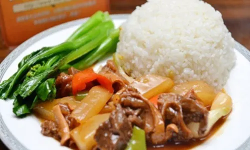老洪家初恋牛肉饭(赤坎店)