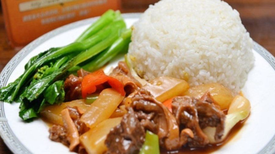 老洪家初恋牛肉饭(赤坎店)