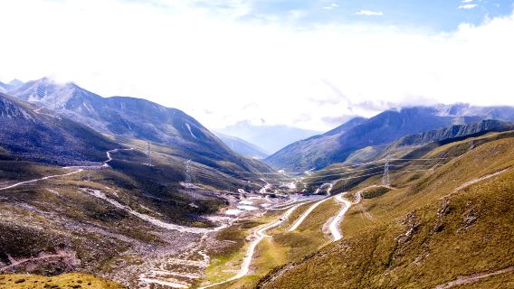 Zheduo Mountain