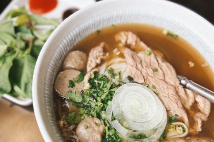 Trung Nguyên Legend