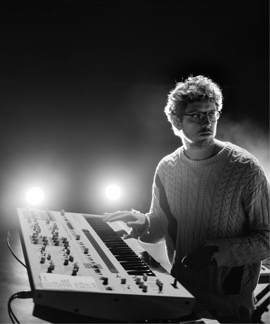 ブカレスト | Elijah Fox<Improvised Solo Piano>ツアー | Control Club
