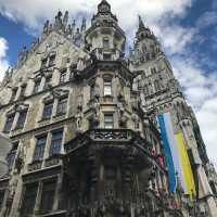 Marienplatz จตุรัสกลางเมืองมิวนิค