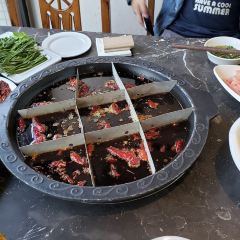 四川风味重庆火锅自助餐(新福巷店) User Photo