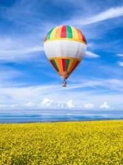 Hot Air Balloon over Qinghai Lake