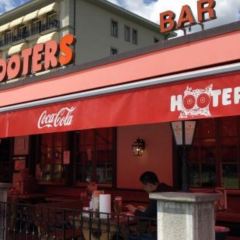 Hooters ảnh của người dùng