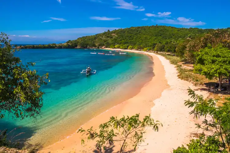 Hotel dekat Pantai Kuta Lombok