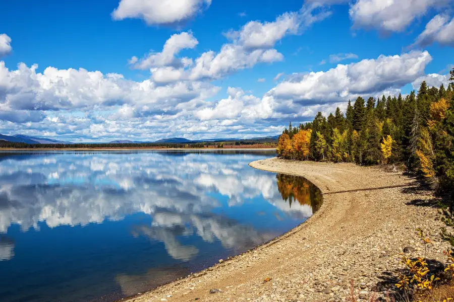 Amphitheater Lake