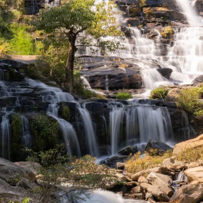 Номер с видом на горы Отели в г. Юнчунь