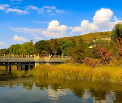 Các khách sạn gần Yangfotai