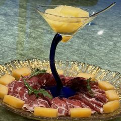 Sun Chateau On The Bund User Photo