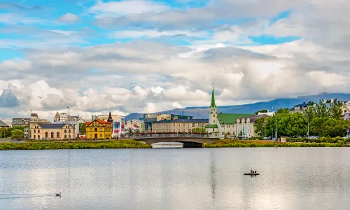 Lake Tjornin