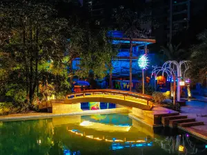 Haitang Xiaoyue Hot Springs