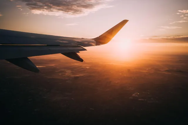 Was für ein schöner Moment: Die Flugangebote zum Black Friday sind im Landeanflug.