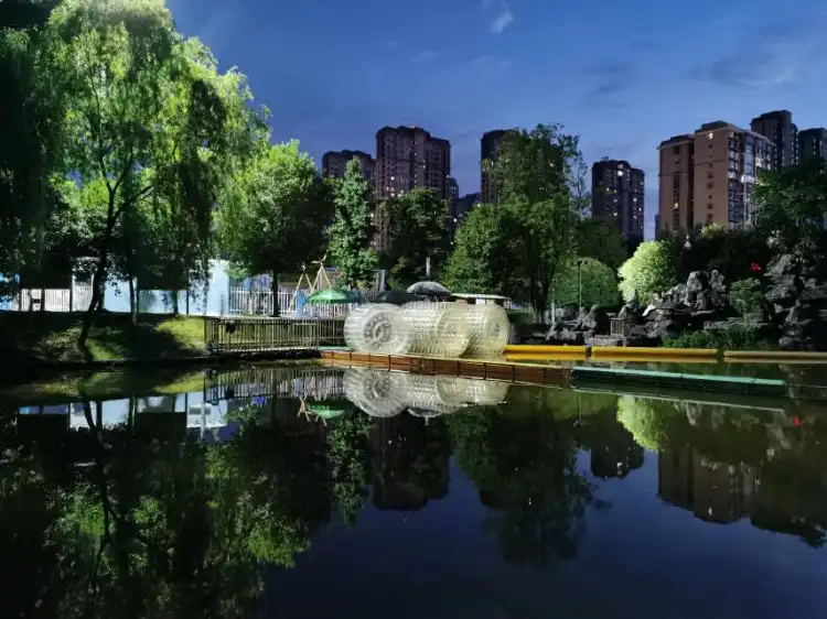 Hotels in Tangyuan
