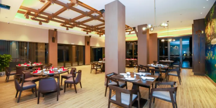 九寨溝千鶴國際大酒店·氂牛歌餐廳.特色湯鍋