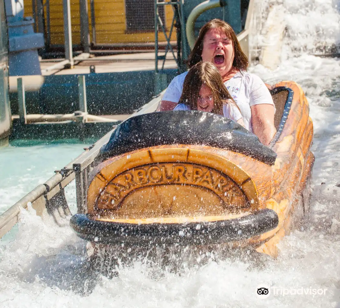 Hotels near Harbour Park Amusements