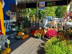 Whitaker Farms Retail Garden Center & Greenhouses