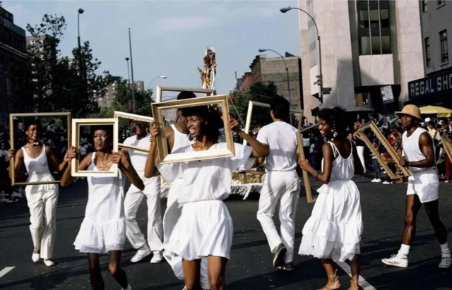 Collective Joy – Learning flamboyance! | Palais de Tokyo