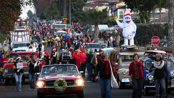 Ocean Beach Holiday Parade