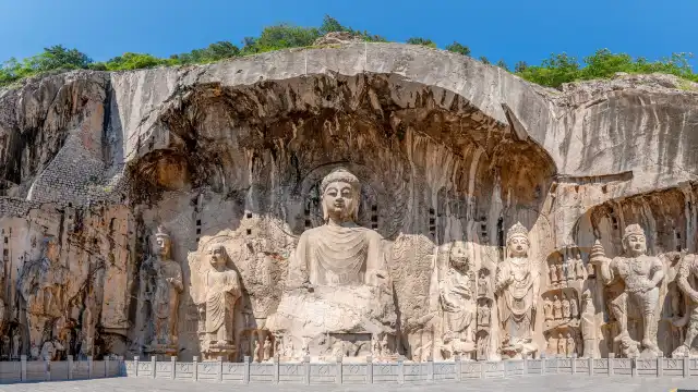 龍門石窟