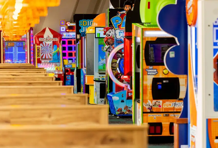 Chuck E. Cheese