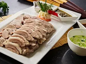 辽河西拉沐沦蒙餐·烤羊排·肚包肉