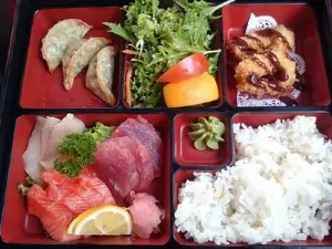 Minami Sushi Bar & Restaurant