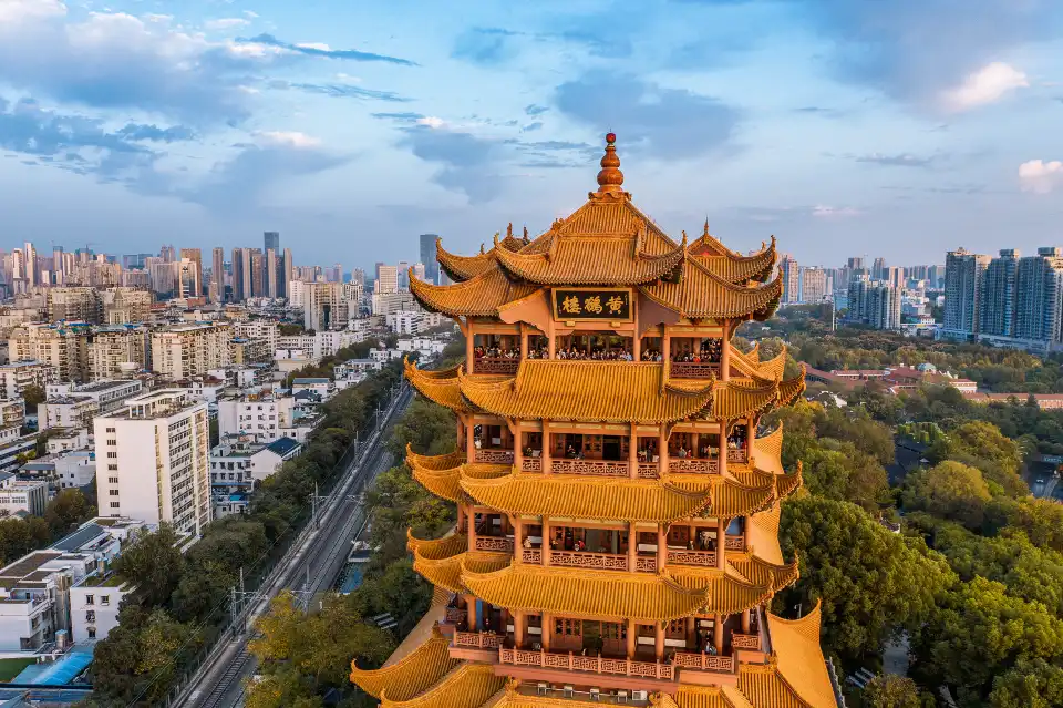 2_Yellow Crane Tower