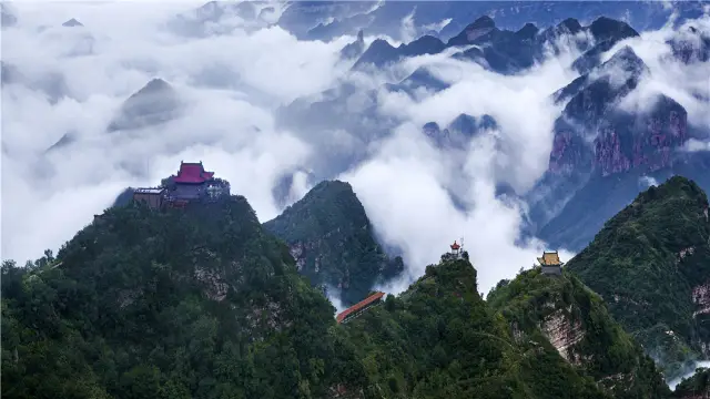 การเที่ยวชมทะเลหมอกที่เหอเป่ย