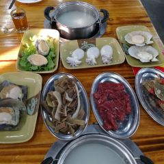 YUECHENJI User Photo