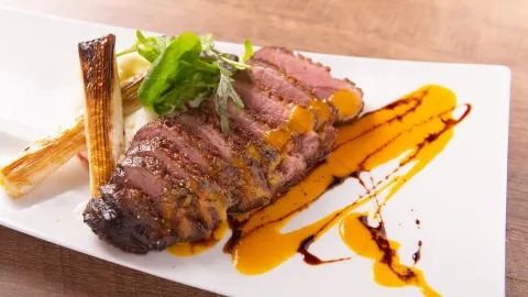 Bistro Coucou in นุมะซุ