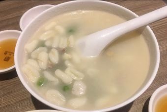 ZHIWEIGUAN User Photo