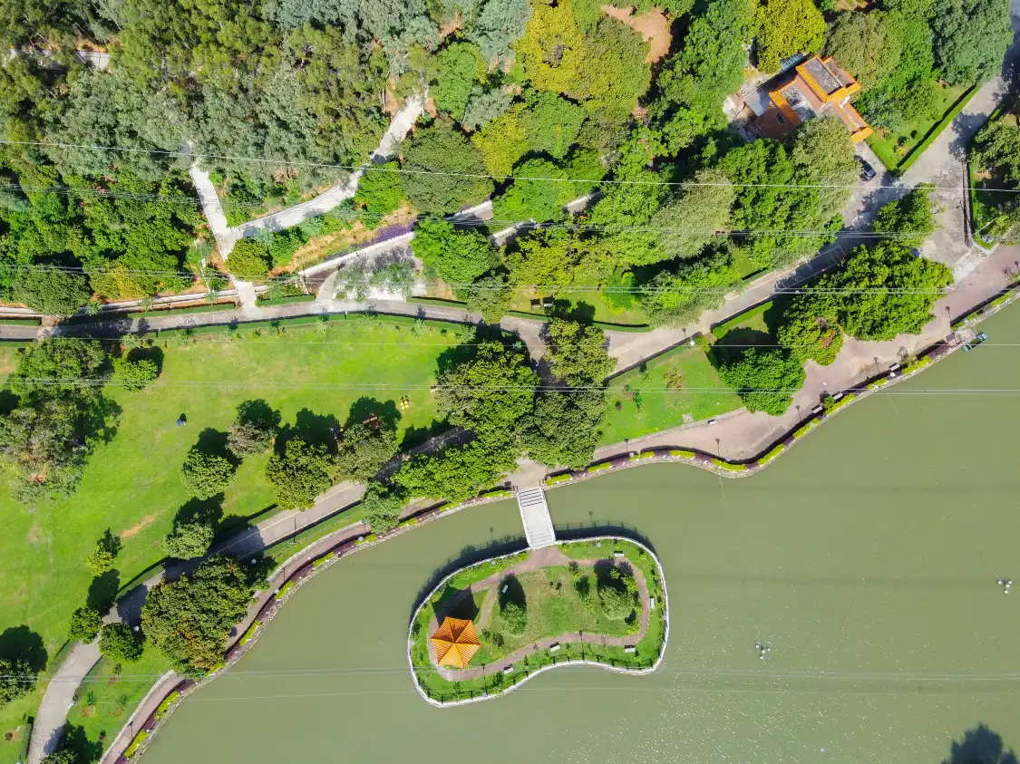 난자샹산 공원 주변 호텔