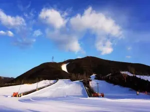 北京軍都山滑雪場