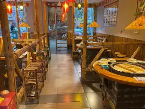 地锅盛宴(岔河店)