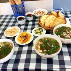 老贺家雅洁羊肉泡馍馆(总店) User Photo