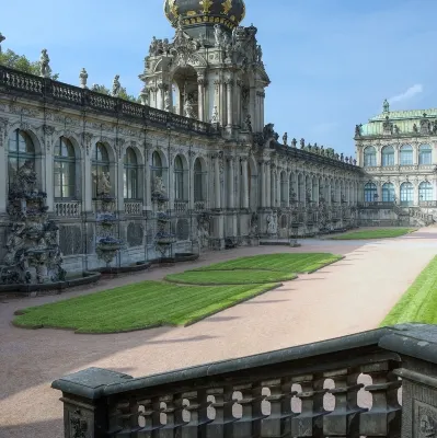 Dresden to Darwin Flights