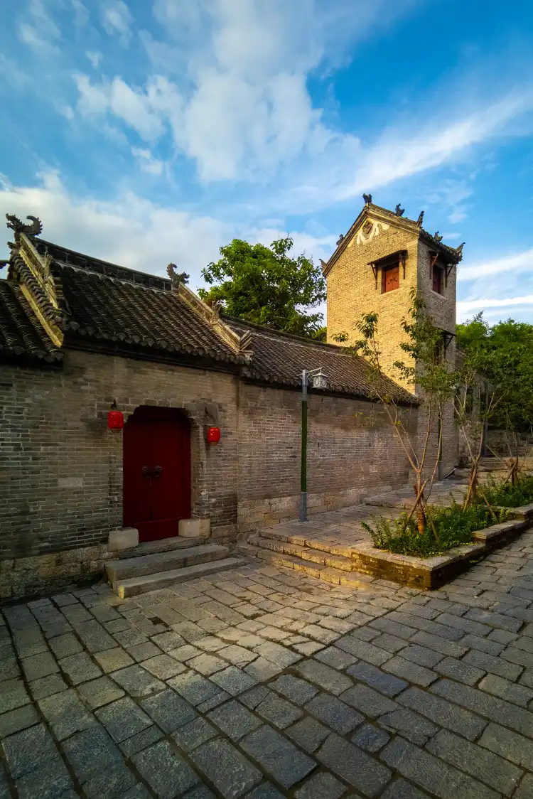 Hotel in zona At Hubushan Ancient Dwellings
