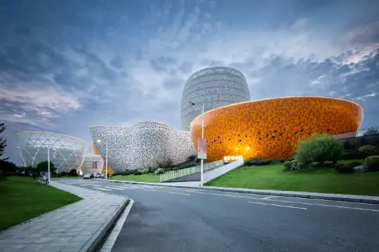 Echarm properties in Liling