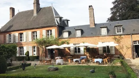 Le Jardin Des Ifs in Oise