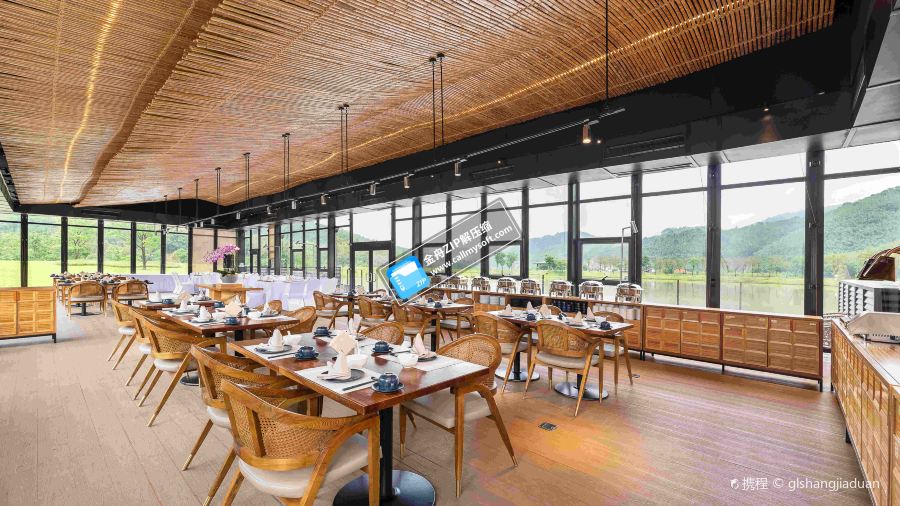 广东翡翠湾白天鹅温泉度假酒店·知竹水上餐厅