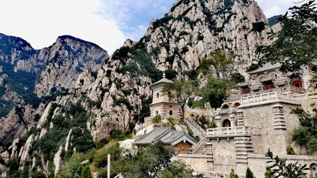 Sanhuangzhai Zen Temple