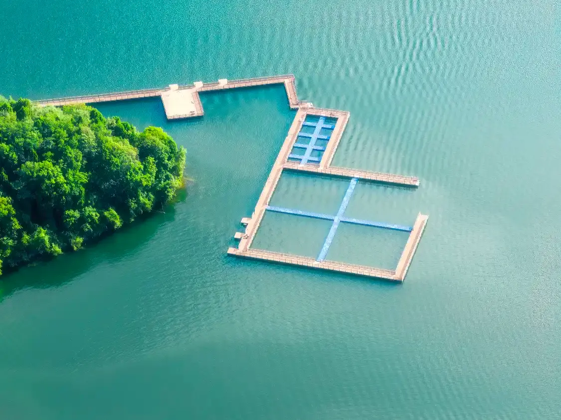 Hotels near Xianhai Scenic Area