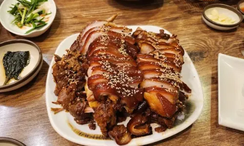 바로족발보쌈