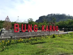 Alun-Alun Bung Karno