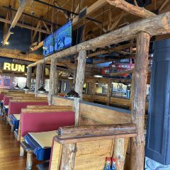Montana’s BBQ & Bar User Photo