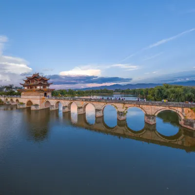 Sichenyuan Resort Hotel (Jianshui Ancient City)