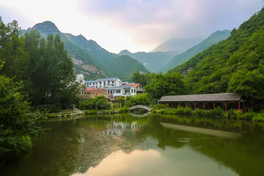 Miyun Flood Pass