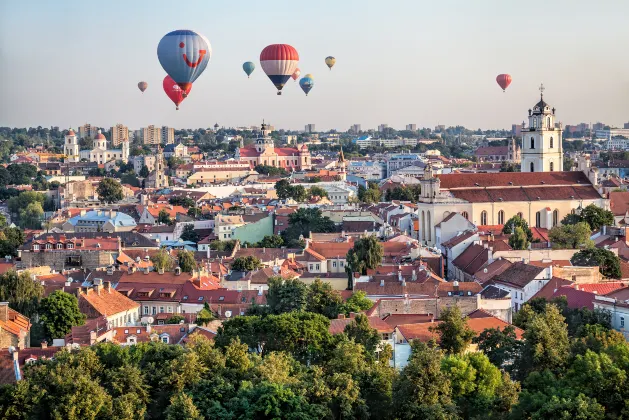 Flights London to Kaunas